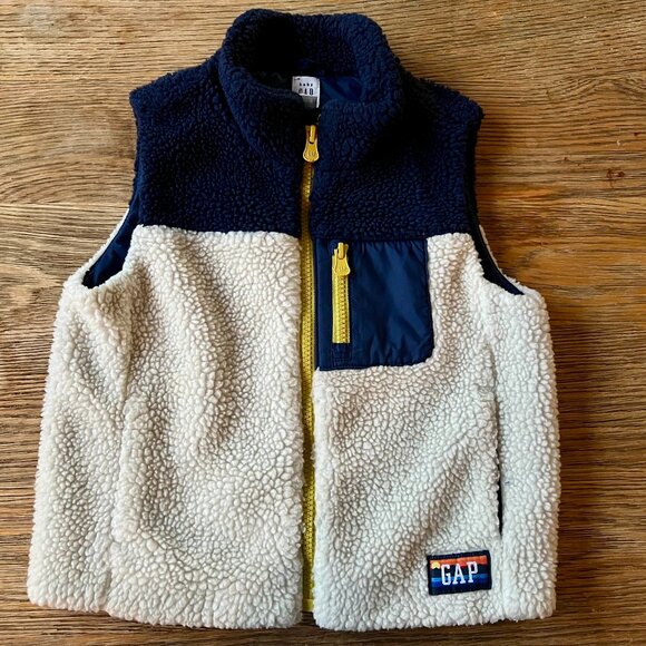 GAP Other - Baby GAP Colorblock Sherpa Fleece Vest – 3T